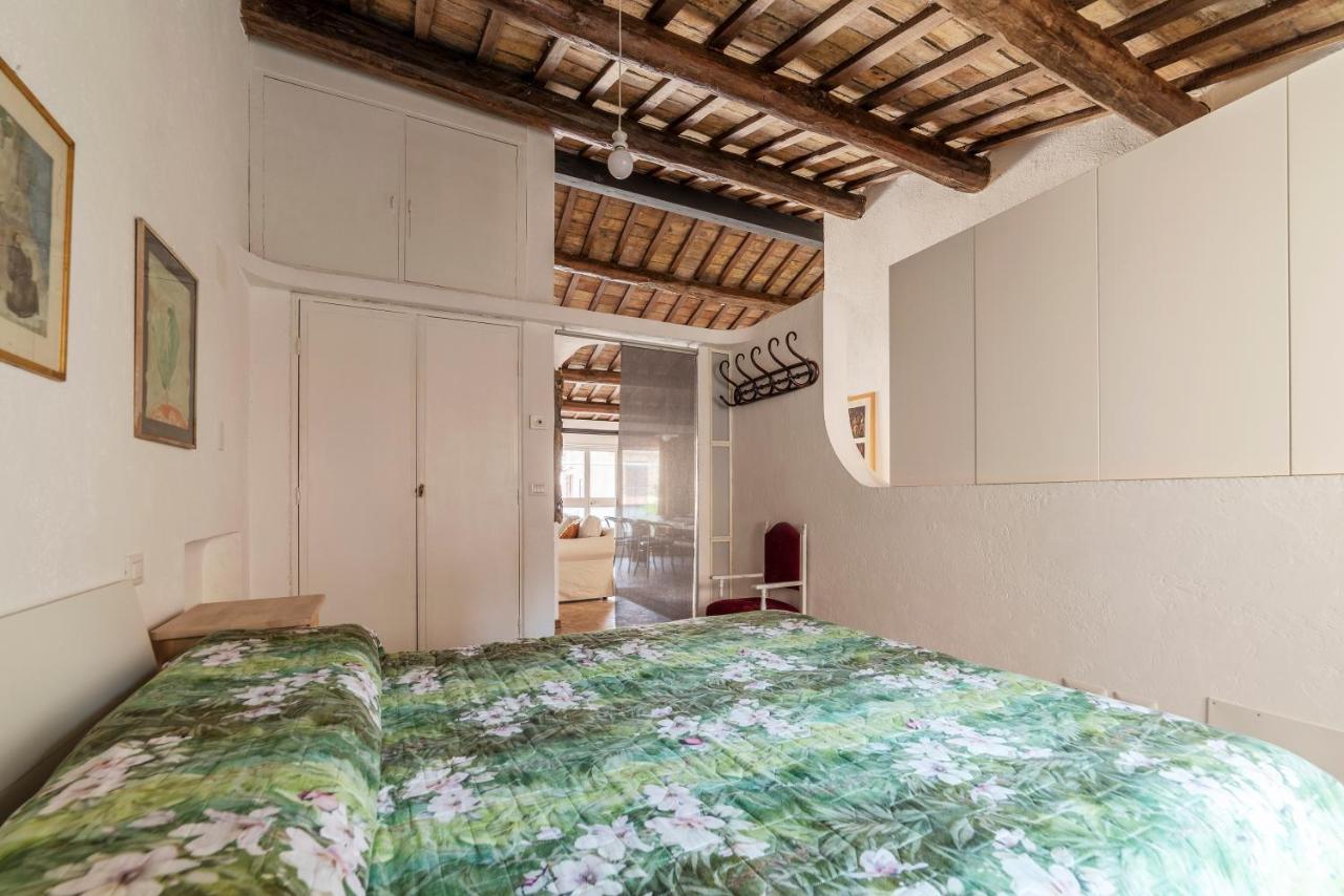 Banchi Vecchi Apartment With Terrace Rome Bagian luar foto